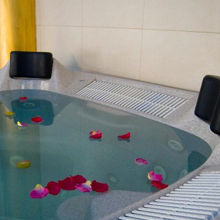 Hotel Agua Viva Eco H Wellness Castro Urdiales Exterior foto